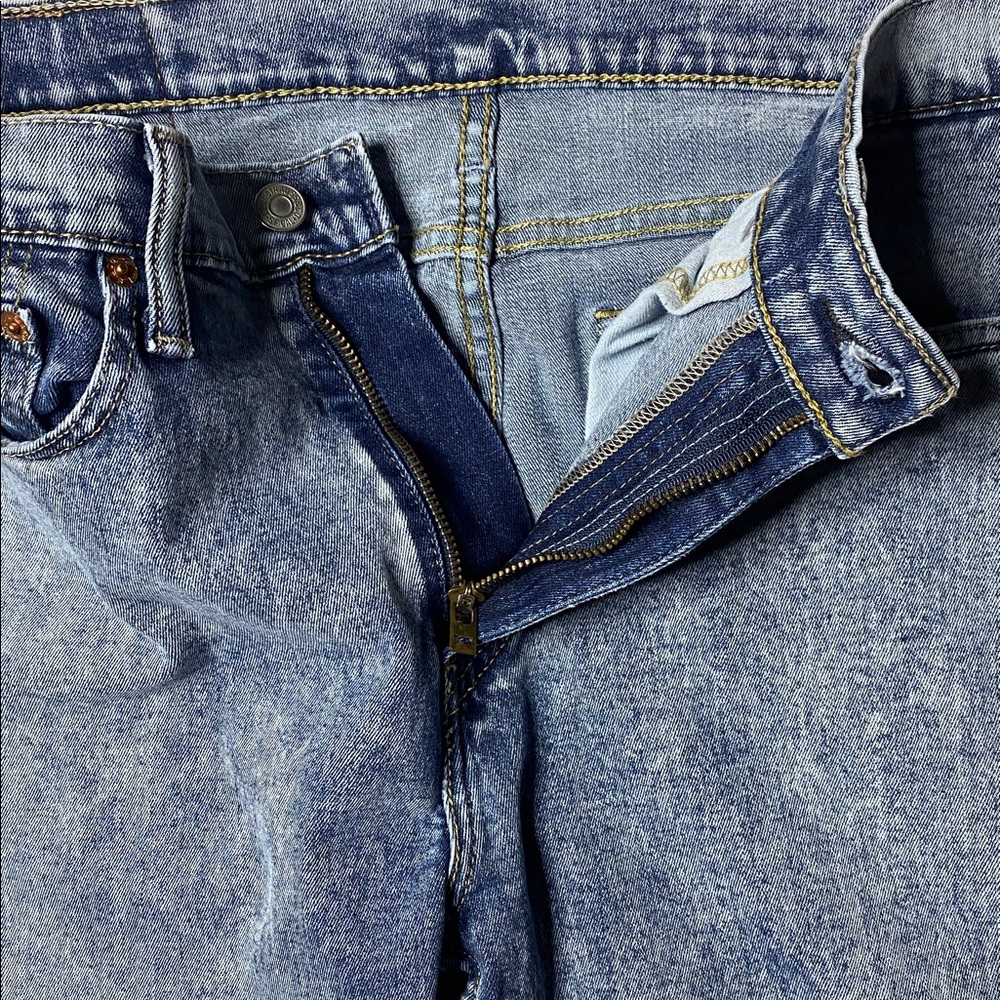 Levi's 510 Stonewashed Skinny’s Jeans - Picture 8 of 11